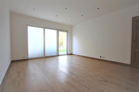 38 Coleridge Road, Romford, RM3 7BB