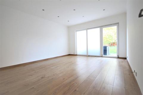 38 Coleridge Road, Romford, RM3 7BB