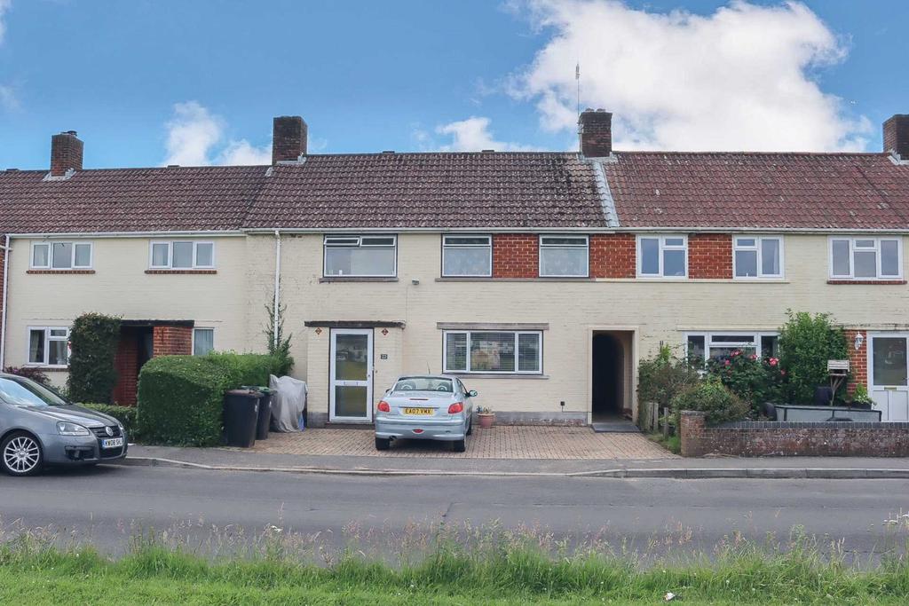 Churchill Close, Sturminster Marshall 3 bed terraced house £350,000
