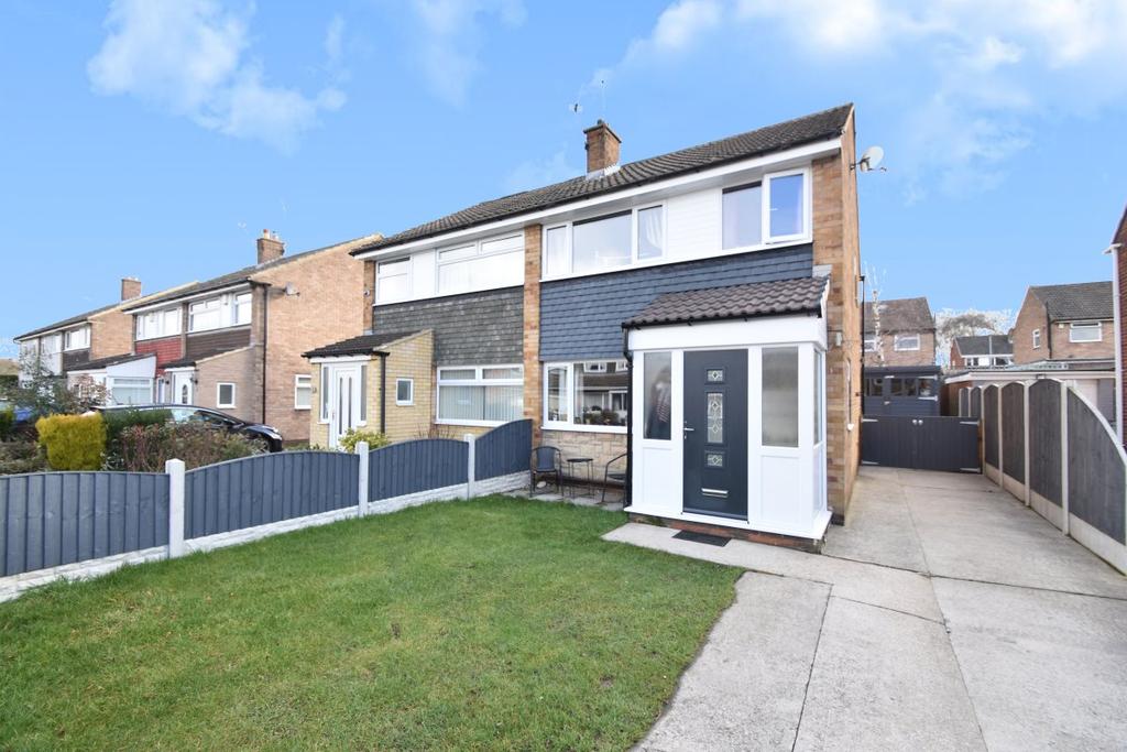 Yew Lane, Garforth 3 bed semidetached house £235,000