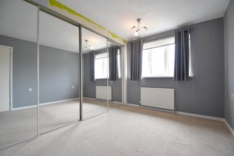 14 Fylde Close, Barnsley, S71 2SN