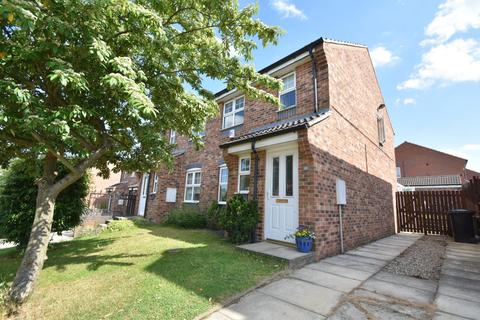 10 Badminton View, Leeds, LS10 4UT