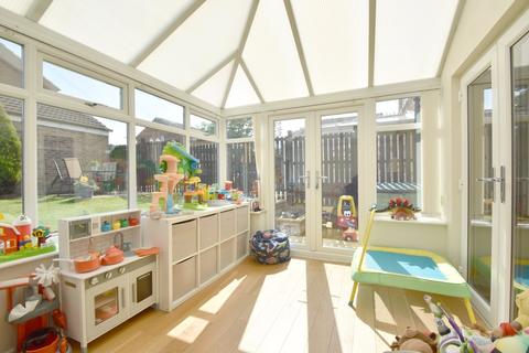 10 Badminton View, Leeds, LS10 4UT