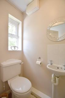10 Badminton View, Leeds, LS10 4UT