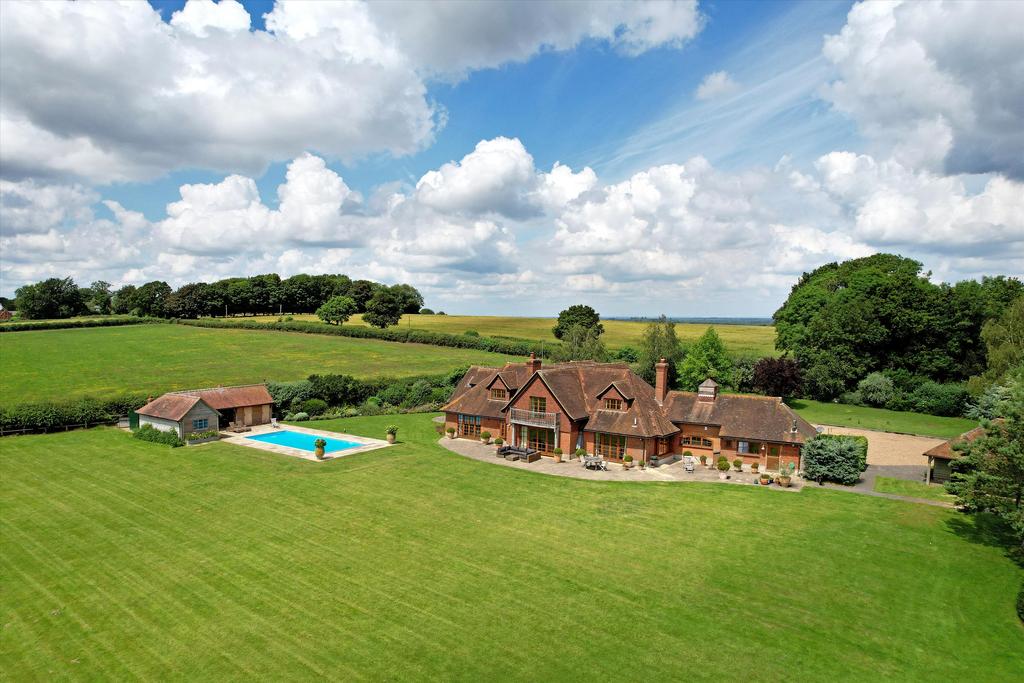 Dippenhall, Farnham, Hampshire, GU10 5 bed detached house £3,750,000