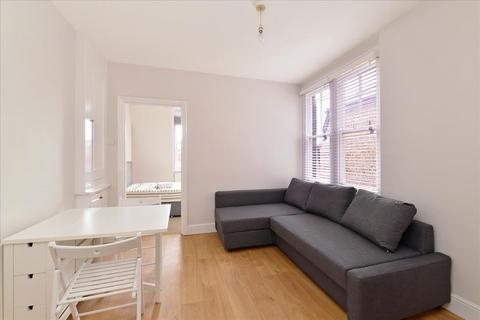 2 bedroom flat to rent, Vera Road, London, SW6