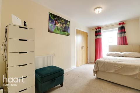 Flat 65, Chapel Court, 4 Crown Drive, Romford, RM7 0FT