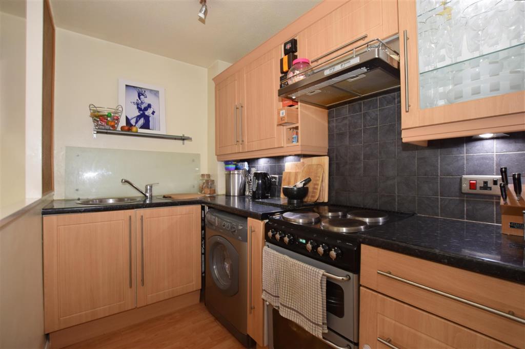Lounge / Kitchen
