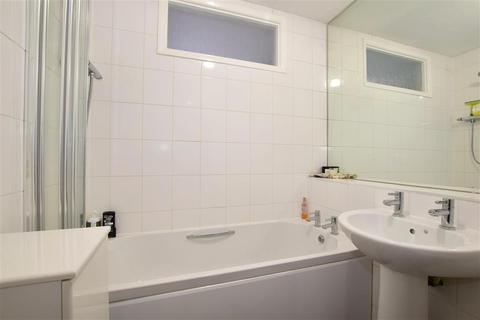 7 Ardent Close, London, SE25 6SR