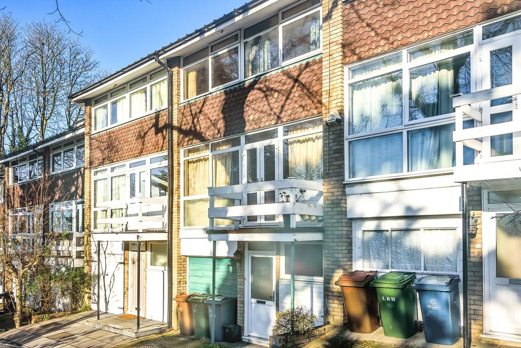 Roxeth Hill, Harrow on the Hill, HA2 3 bed terraced house £599,950