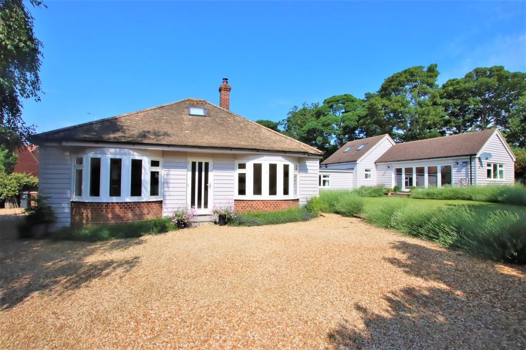 Church Lane, Heacham 5 bed chalet £625,000
