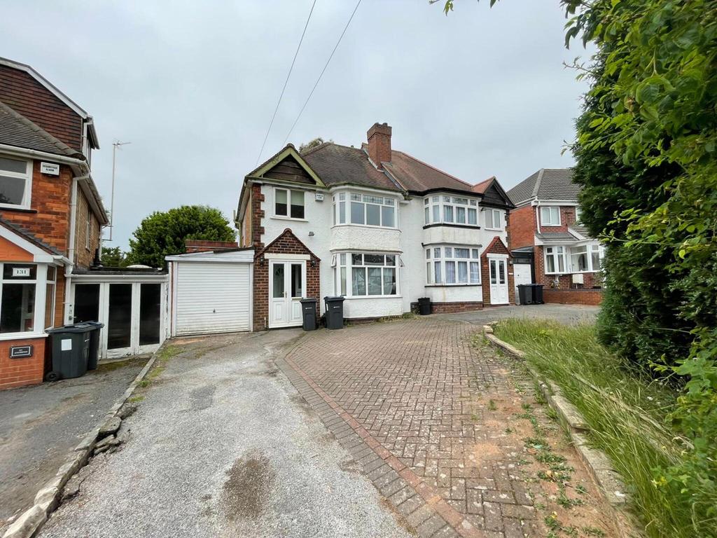 Barrows Lane, South Yardley, Birmingham 3 bed semidetached house £