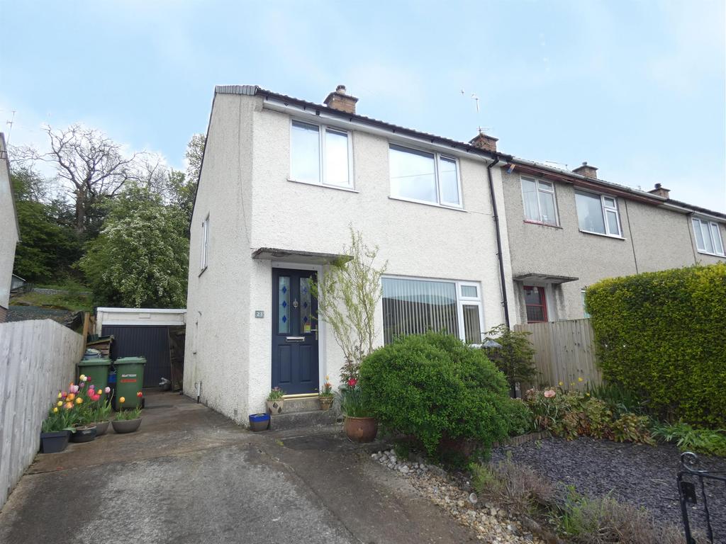 Bleaswood Road, Oxenholme, Kendal, LA9 7EY 3 bed end of terrace house