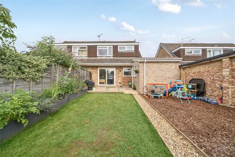 41 Linden Way, Ripley, Woking, GU23 6LW