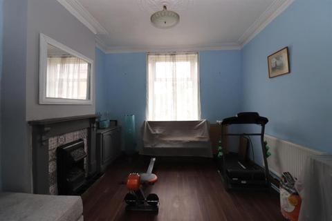 44 Highfield Road, Darwen, BB3 2DN
