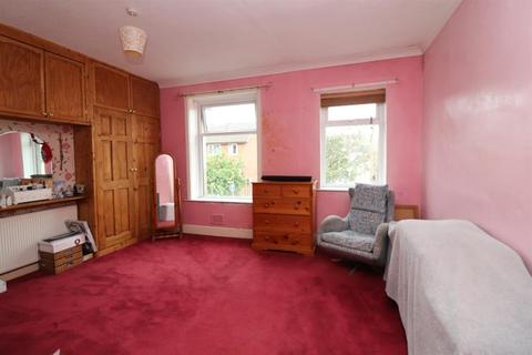 44 Highfield Road, Darwen, BB3 2DN