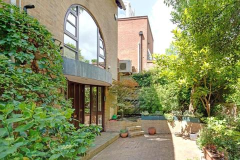1 Tower Close, London, NW3 5TB
