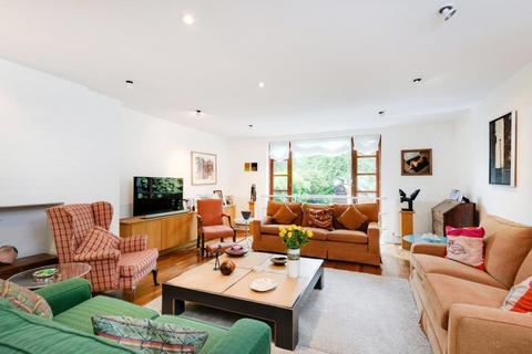 1 Tower Close, London, NW3 5TB
