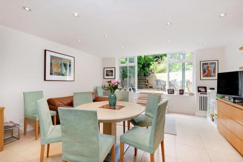 1 Tower Close, London, NW3 5TB