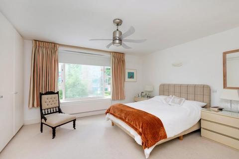 1 Tower Close, London, NW3 5TB