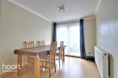 26 Ashcroft Close, Edlington, Doncaster, DN12 1QN