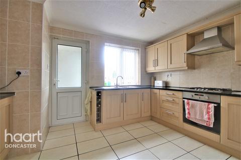 26 Ashcroft Close, Edlington, Doncaster, DN12 1QN