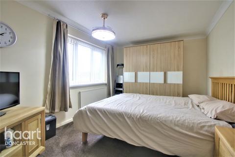 26 Ashcroft Close, Edlington, Doncaster, DN12 1QN