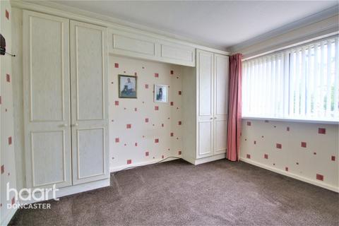 26 Ashcroft Close, Edlington, Doncaster, DN12 1QN
