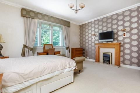 1352 Barrhead Road, Glasgow, G53 7DF