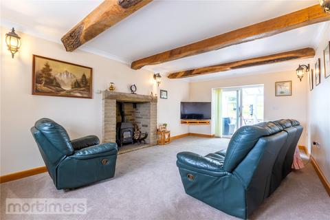 88a Bog Height Road, Darwen, BB3 0LG
