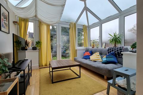 90a Friern Road, London, SE22 0AX