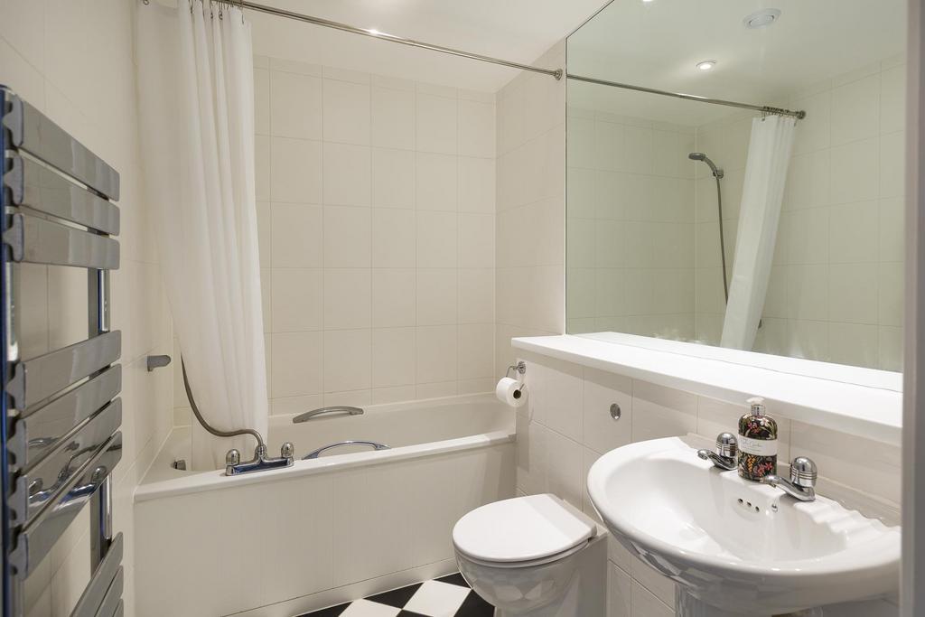 Main bathroom