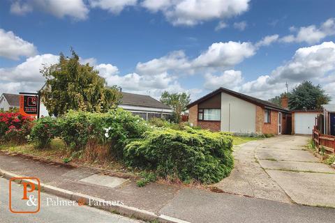 52 Leggatt Drive, Bramford, Ipswich, IP8 4EX