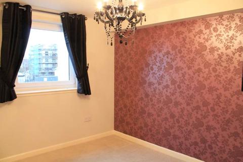 2 bedroom flat to rent - Abbey Place, Paisley, PA1 1AZ