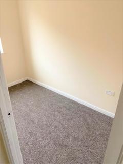37 Saddlecote Close, Manchester, M8 5QE