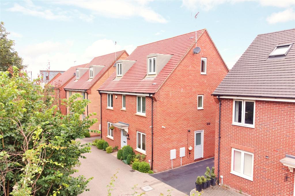 Arkwright Mews, Oakridge Park, Milton Keynes, Buckinghamshire, MK14 5