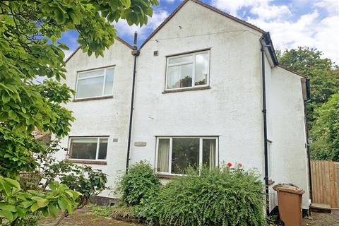 51 Hillside, Banstead, SM7 1HG