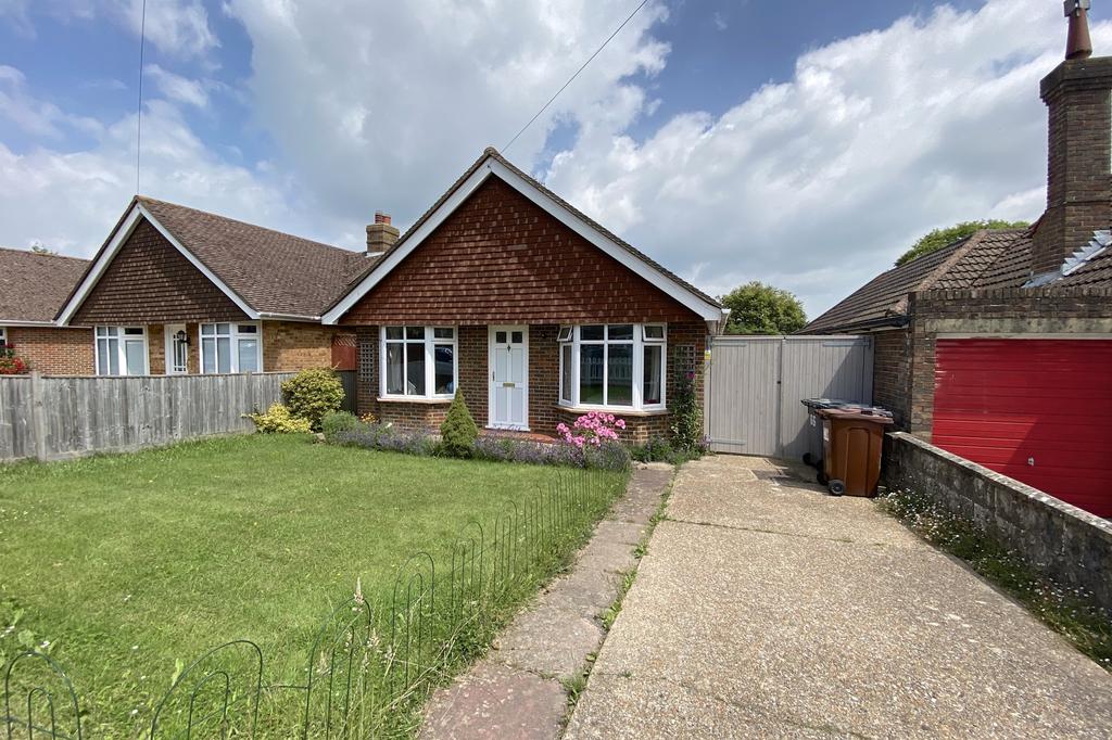 Hailsham Road, Polegate, East Sussex, BN26 3 bed bungalow for sale £