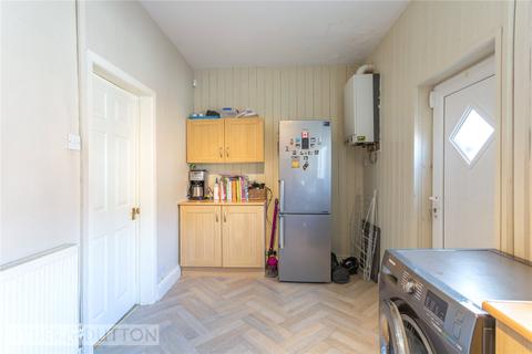 22 Dixon Street, Lees, Oldham, OL4 3NG