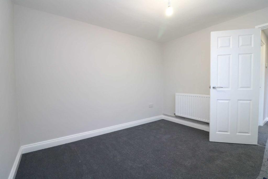 Westway, Maghull 2 bed apartment to rent £650 pcm (£150 pw)