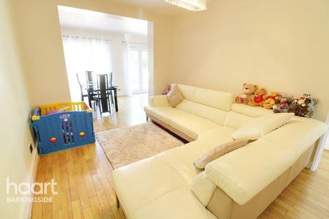76 Dunspring Lane, Ilford, IG5 0UB