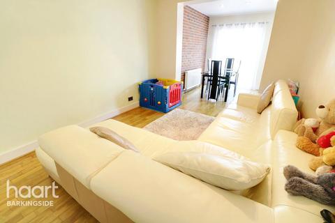 76 Dunspring Lane, Ilford, IG5 0UB