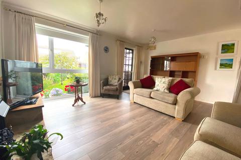 12 Fallow Walk, Northampton, NN2 8DE