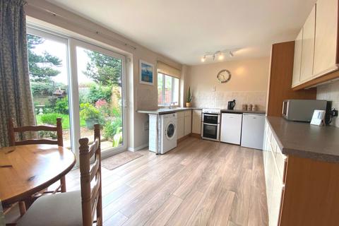 12 Fallow Walk, Northampton, NN2 8DE