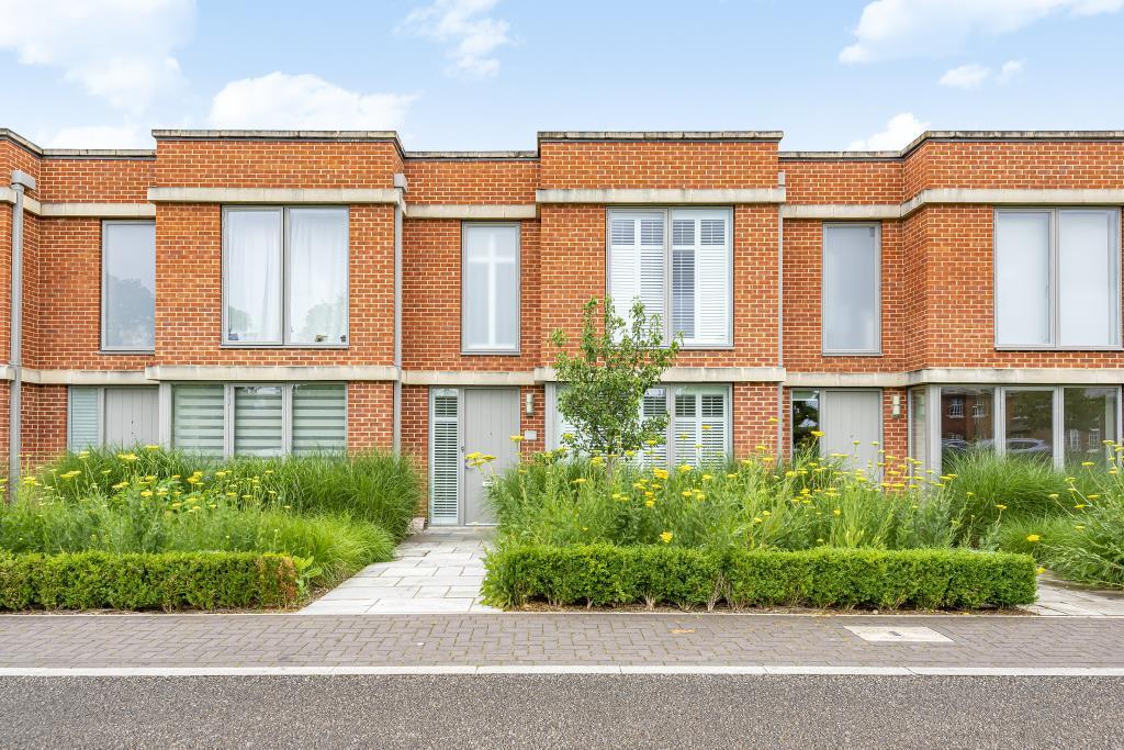 The Garden Quarter, Bicester, Oxfordshire, OX27 3 bed terraced house
