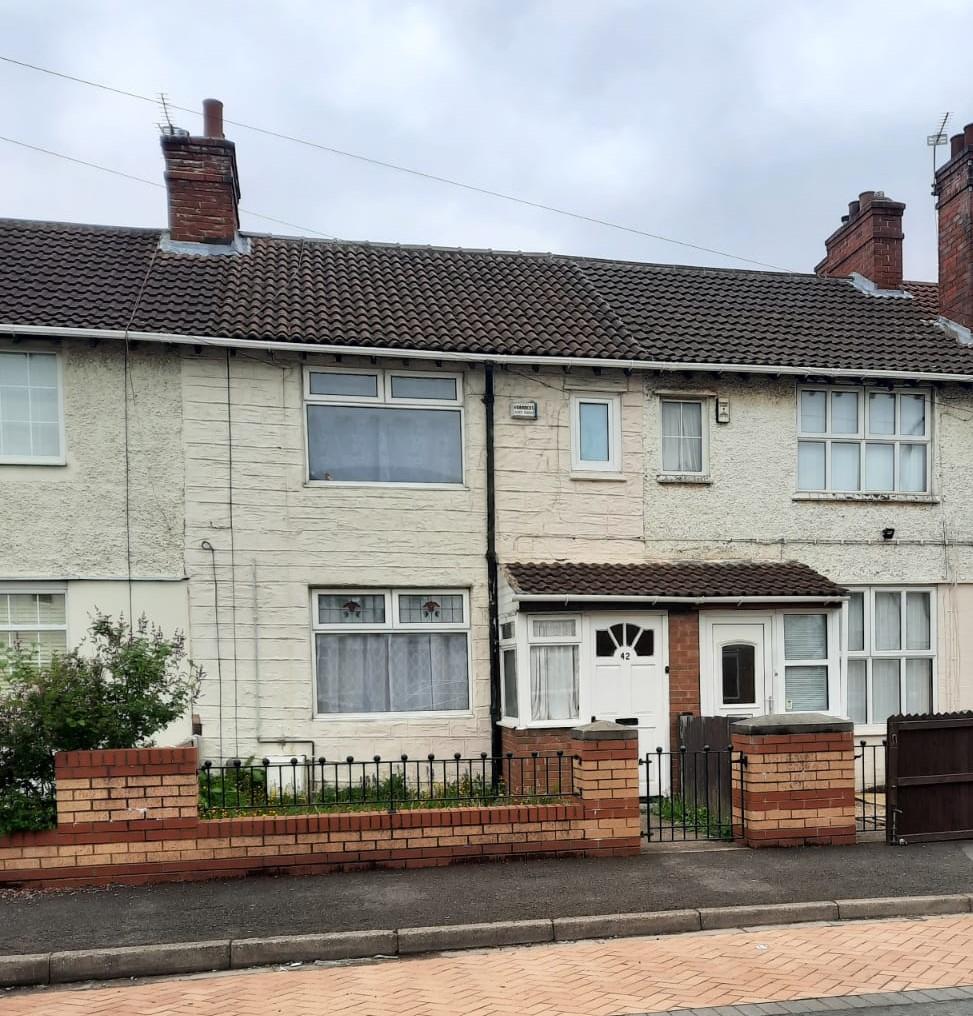 42 The Avenue Bentley DONCASTER DN50NR 2 bed terraced house £85,000