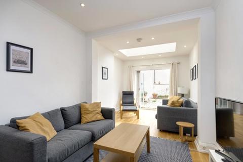 14a Willoughby Road, London, NW3 1SA