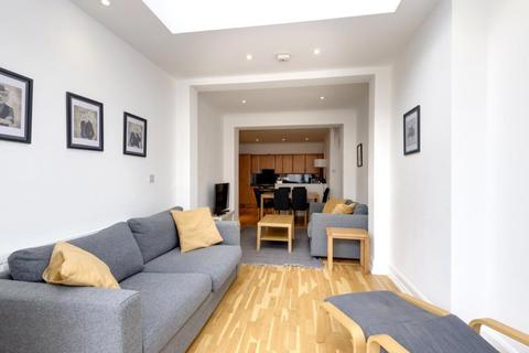 14a Willoughby Road, London, NW3 1SA