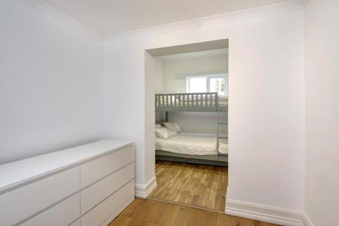 14a Willoughby Road, London, NW3 1SA