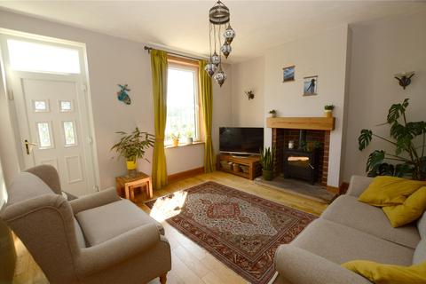 19 Daisyvale Terrace, Thorpe, Wakefield, WF3 3DS